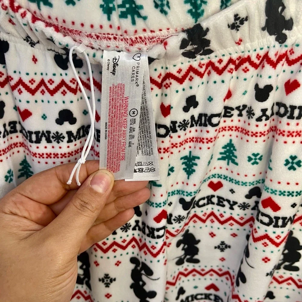 Disney Women's White Red Green Black Mickey Christmas Pajama Set - Picture 7 of 9